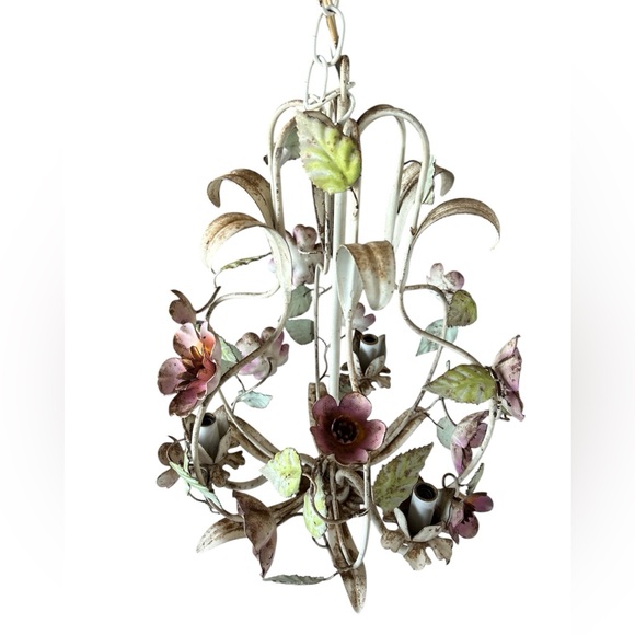 Other - Vintage Shabby Chic tile style floral chandelier